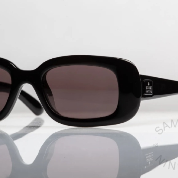 Gucci Sunglasses Retro 2439 black - Picture 1 of 8
